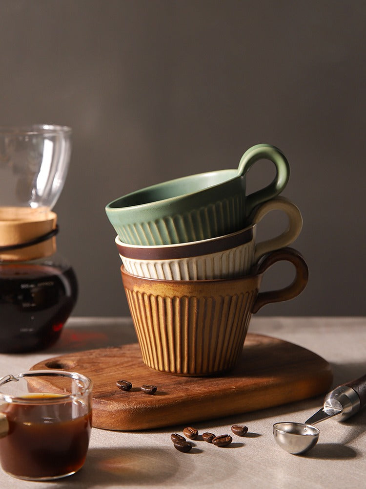Old-fashion Vertical-Stripes Coffee Cup